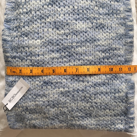 NWT BCBGeneration Knit Eternity Scarf - NEW - Picture 7 of 12